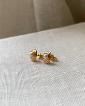 Load image into Gallery viewer, Puces d’Oreilles Perla soleil vintage