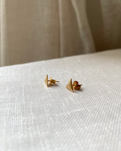 Charger l'image dans la galerie, Boucles d’Oreilles Triangle vintage