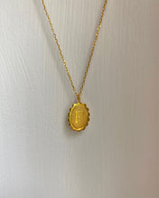 Charger l'image dans la galerie, Collier Initiale Rétro Romantique