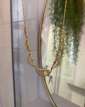 Load image into Gallery viewer, Collier fleur de lotus vintage