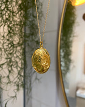 Charger l'image dans la galerie, Collier locket oval vintage