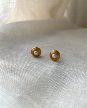 Load image into Gallery viewer, Puces d’Oreilles Perla soleil vintage