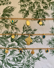 Load image into Gallery viewer, Vintage Virgin Mary chain bracelet