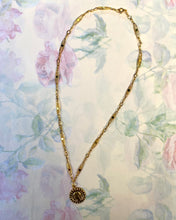 Charger l'image dans la galerie, Collier Vierge vintage