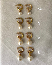 Load image into Gallery viewer, Vintage Pearl Earrings