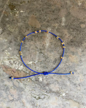 Charger l'image dans la galerie, Bracelet Pépites dorée noeud coulissant