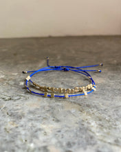 Charger l'image dans la galerie, Bracelet Pépites dorée noeud coulissant