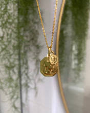 Charger l'image dans la galerie, Collier Carré Marie vintage