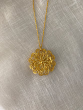 Charger l'image dans la galerie, Collier/ broche Bérénice vintage