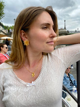 Charger l'image dans la galerie, Boucles d’Oreilles à clip vintage Camilla