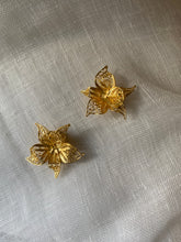 Charger l'image dans la galerie, Boucles d’Oreilles clips Anne vintage