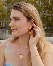 Load image into Gallery viewer, Boucles d’Oreilles vintage Élise
