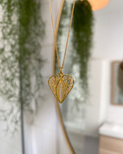 Load image into Gallery viewer, Vintage Marion Heart Necklace
