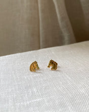 Load image into Gallery viewer, Boucles d’Oreilles Cheval 🐴 vintage

