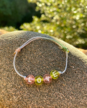 Charger l&#39;image dans la galerie, Bracelet Lettres bonbon
