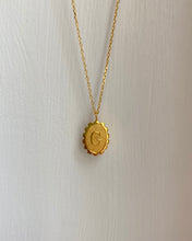 Charger l&#39;image dans la galerie, Collier Initiale Rétro Romantique
