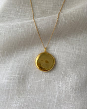 Charger l&#39;image dans la galerie, Collier Locket Automn vintage
