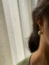 Load image into Gallery viewer, Boucles d’Oreilles Perles vintage
