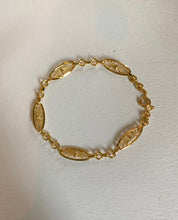 Load image into Gallery viewer, Bracelet vintage Louise
