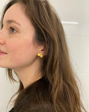 Charger l&#39;image dans la galerie, Boucles d’Oreilles Fleurs d’Iris
