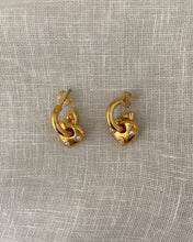 Load image into Gallery viewer, Vintage Astrid Earrings
