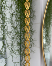 Load image into Gallery viewer, Vintage Peacock Necklace
