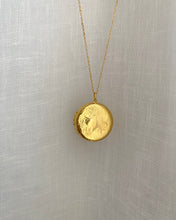 Charger l&#39;image dans la galerie, Collier Locket Automn vintage

