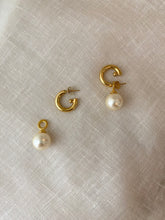 Load image into Gallery viewer, Boucles d’Oreilles Perles vintage
