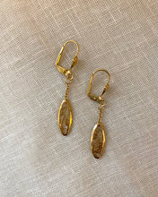Load image into Gallery viewer, Boucles d’Oreilles Faye vintage
