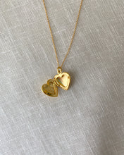 Load image into Gallery viewer, Heart Necklace S vintage reissue
