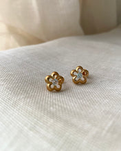 Load image into Gallery viewer, Boucles d’Oreilles Chiara vintage
