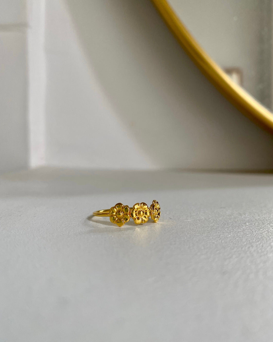 Bague 3 Fleurs anneau lisse fermé