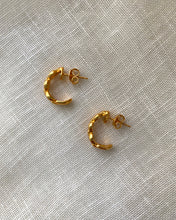Charger l&#39;image dans la galerie, Boucles d’Oreilles Marine vintage
