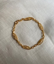 Load image into Gallery viewer, Bracelet vintage Louise

