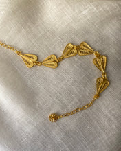 Load image into Gallery viewer, Bracelet Coeur vintage
