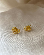 Load image into Gallery viewer, Vintage Alicia Earrings
