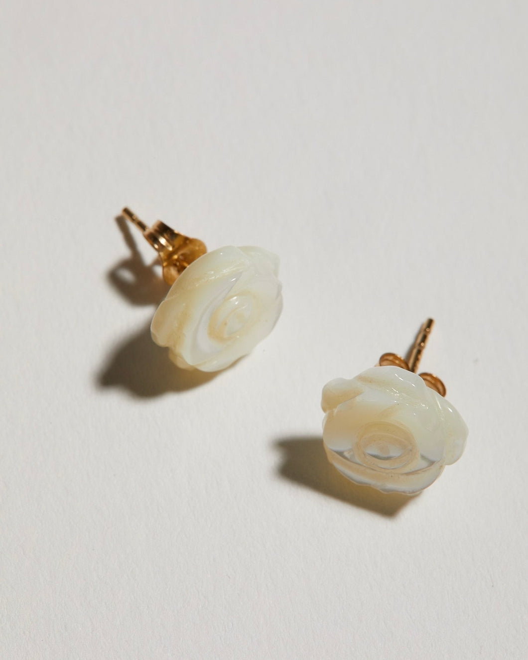 Boucles d’Oreilles Rose Nacrée
