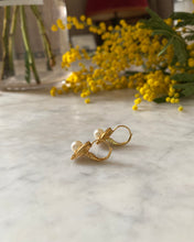 Load image into Gallery viewer, Boucles d’Oreilles Charlie vintage
