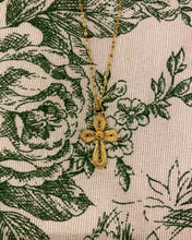 Load image into Gallery viewer, Vintage Astrid necklace
