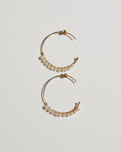Charger l&#39;image dans la galerie, Boucles d’Oreilles Perles Demie-Lune

