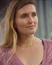 Load image into Gallery viewer, Vintage Peacock Necklace
