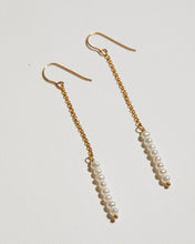 Load image into Gallery viewer, Boucles d’Oreilles Mini Perles
