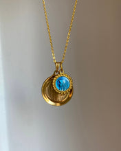 Load image into Gallery viewer, Collier twin Vierge Marie émaillé vintage
