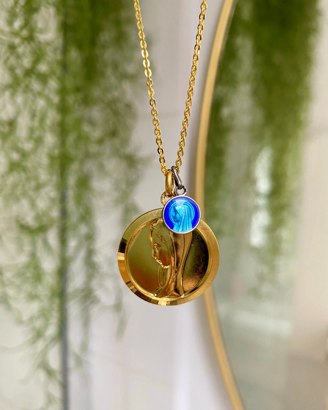 Collier Marie bleu vintage