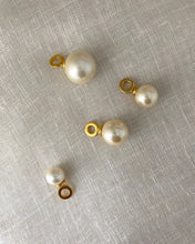 Load image into Gallery viewer, Collier à Perles dorées vintage
