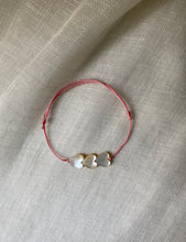 Load image into Gallery viewer, Multiple pearly heart bracelet
