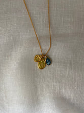Load image into Gallery viewer, Vintage enameled Virgin Mary trio necklace
