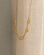 Charger l&#39;image dans la galerie, Collier fleur de lotus vintage
