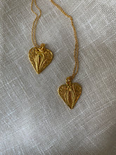 Load image into Gallery viewer, Vintage Marion Heart Necklace
