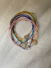Load image into Gallery viewer, Multiple pearly heart bracelet
